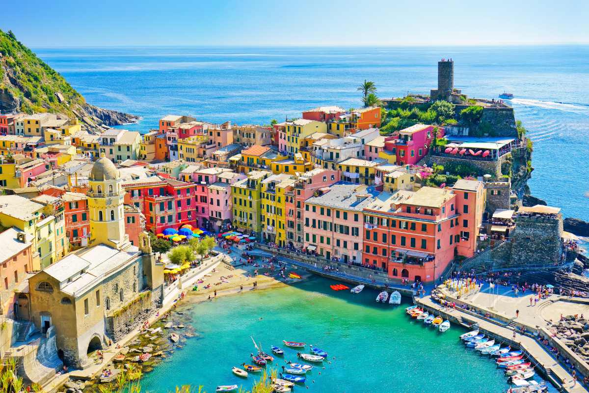 Spend the day travelling the world - from the comfort of your own home! The travel experts will be hosting live presentations, every hour, on the hour! Plus, there are lots of exciting prizes to be won!
