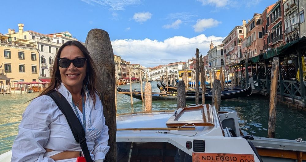 A traveller on the Grand Canal