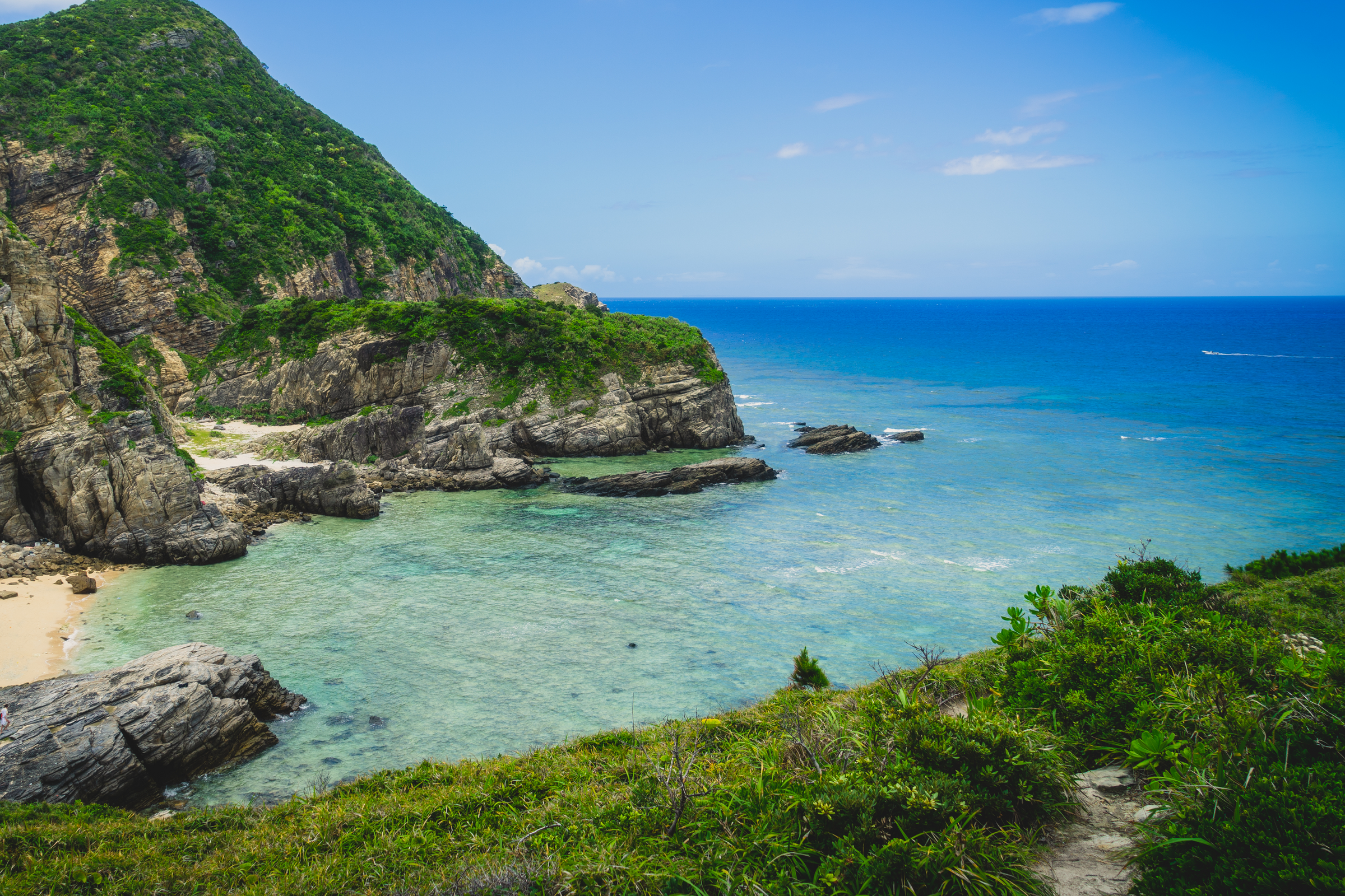 Spend the day with leading travel experts in an immersive online experience. Enjoy and engage in an entire day of online presentations, happening on the hour every hour!